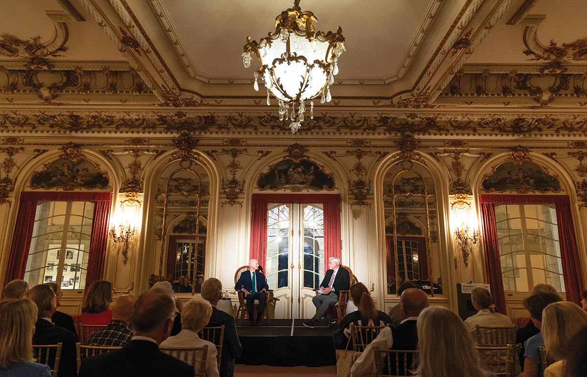 Hussman Blades on stage RGB 96 1200pxw