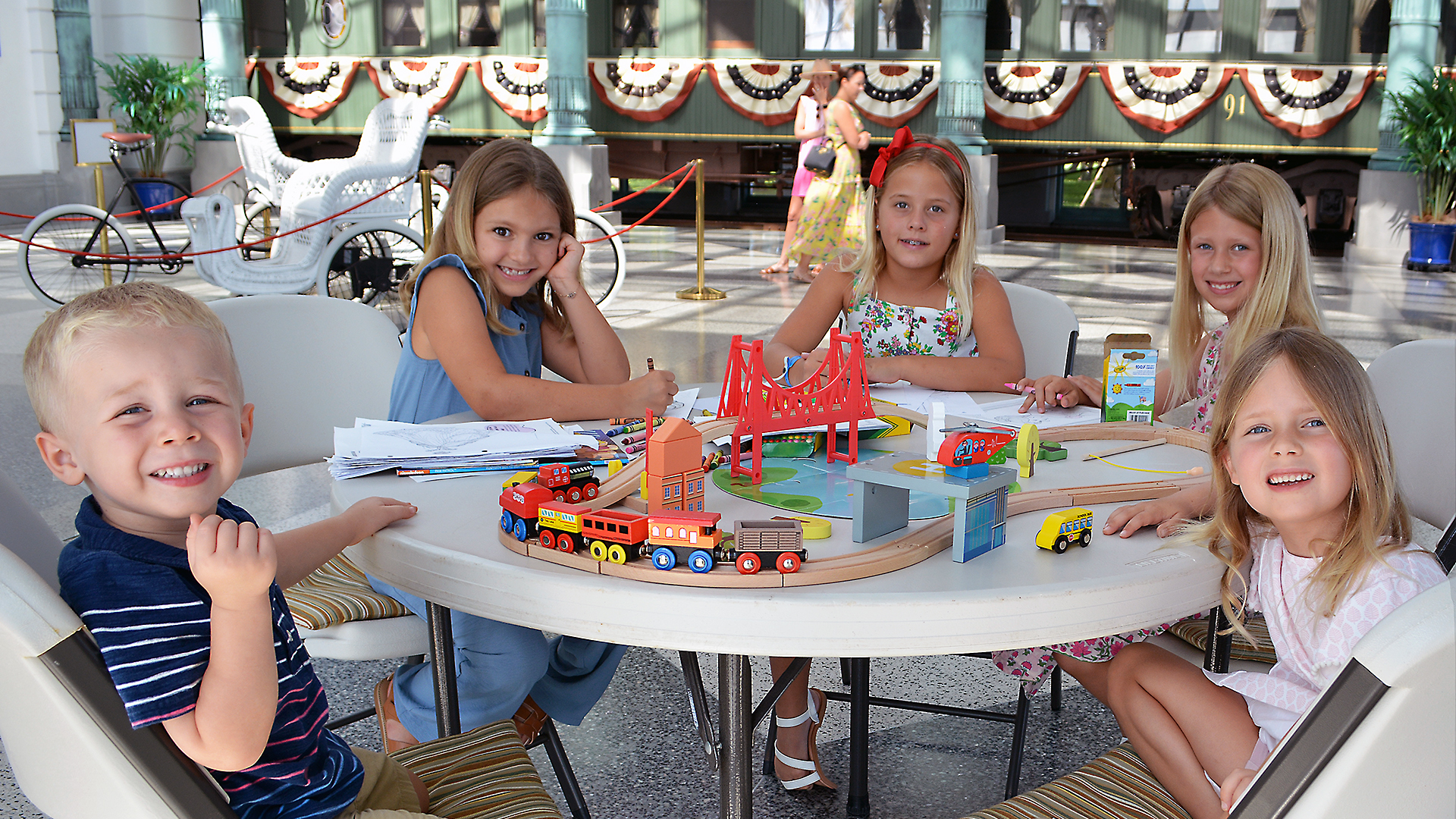 Summer in the Pavilion group RGB72 26 667