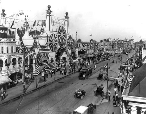 Luna ParkGrayscale 96